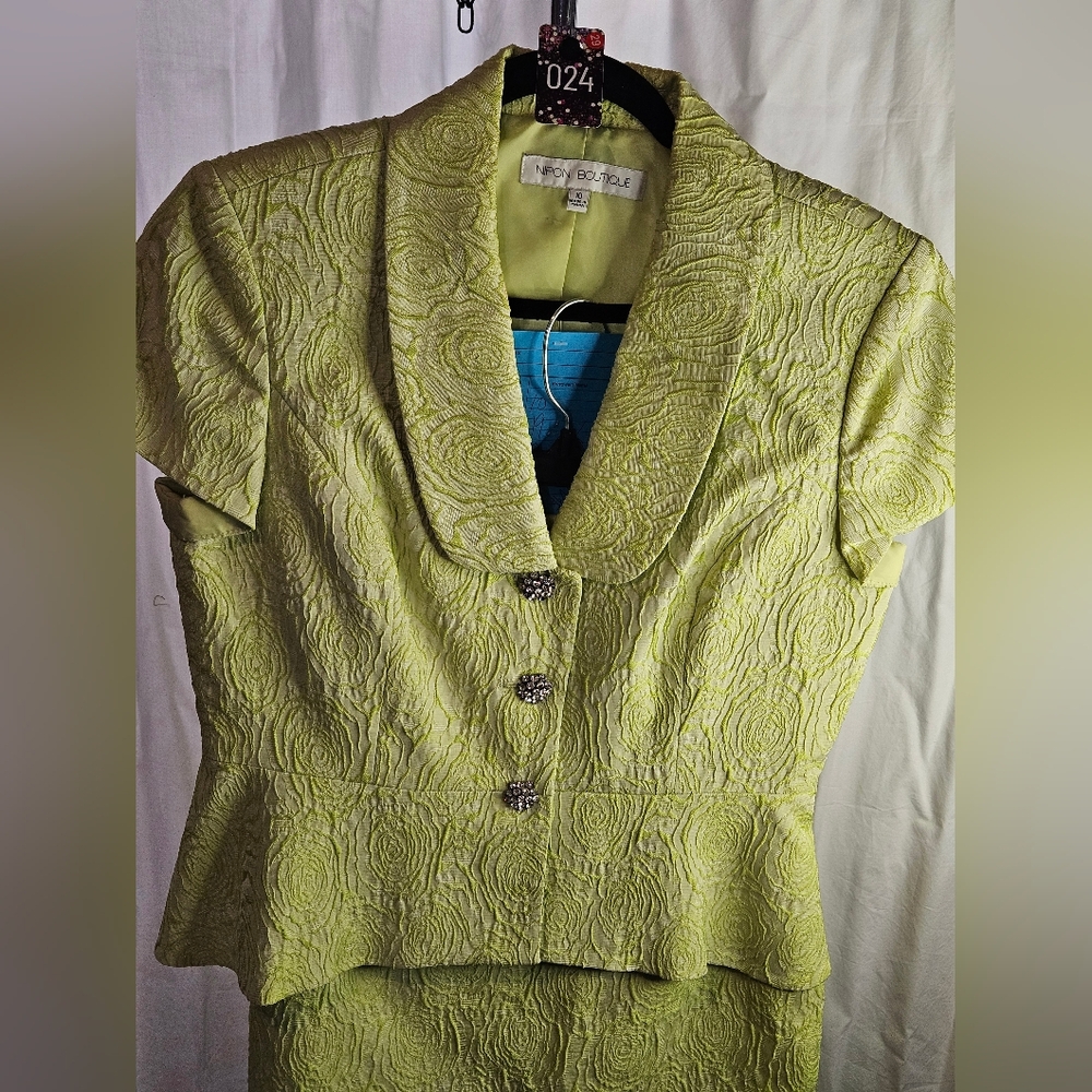 Nipon Vintage  Boutique 2pc Suit (Skirt and jacket) - Picture 8 of 10